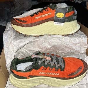 COPY - NWT Mens New Balance Fresh Foam Sneakers